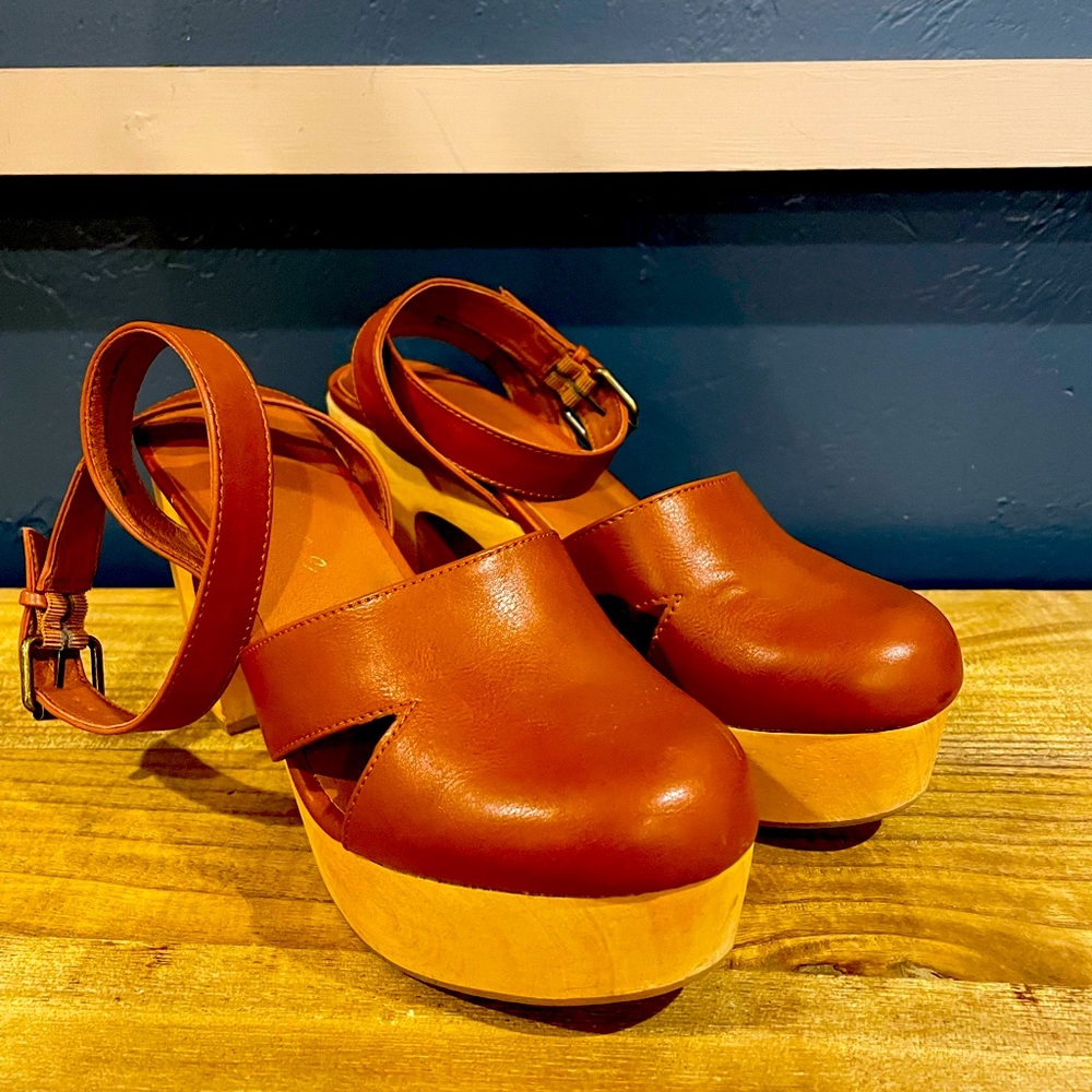 Madewell Platform Clogs